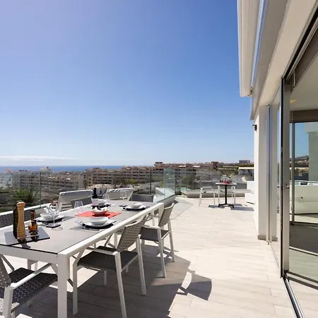 Deluxe In Apartment *