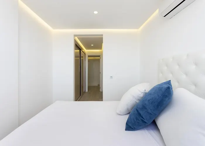 Deluxe In * Costa Adeje (Tenerife)